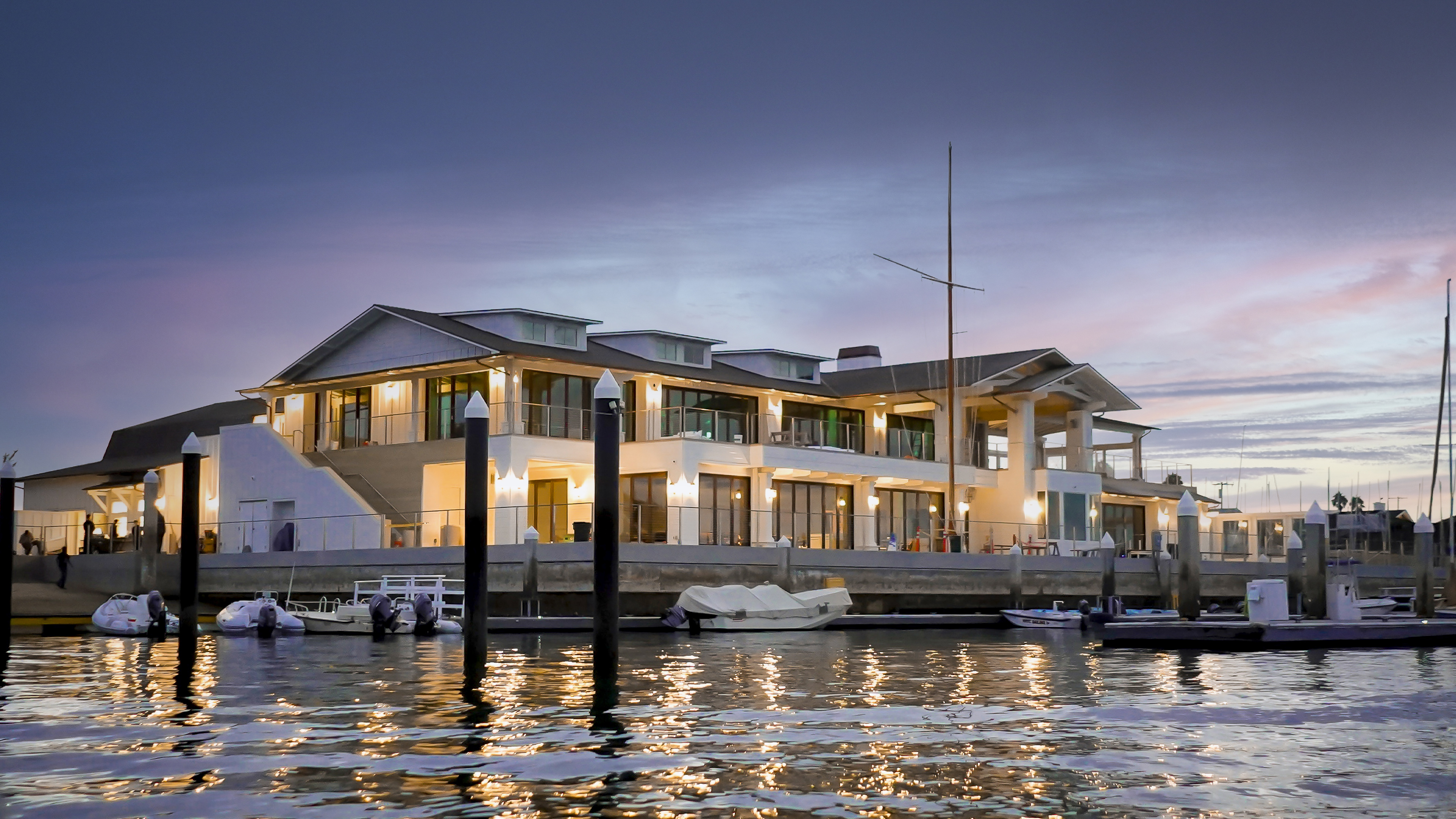 Newport Harbor Yacht Club