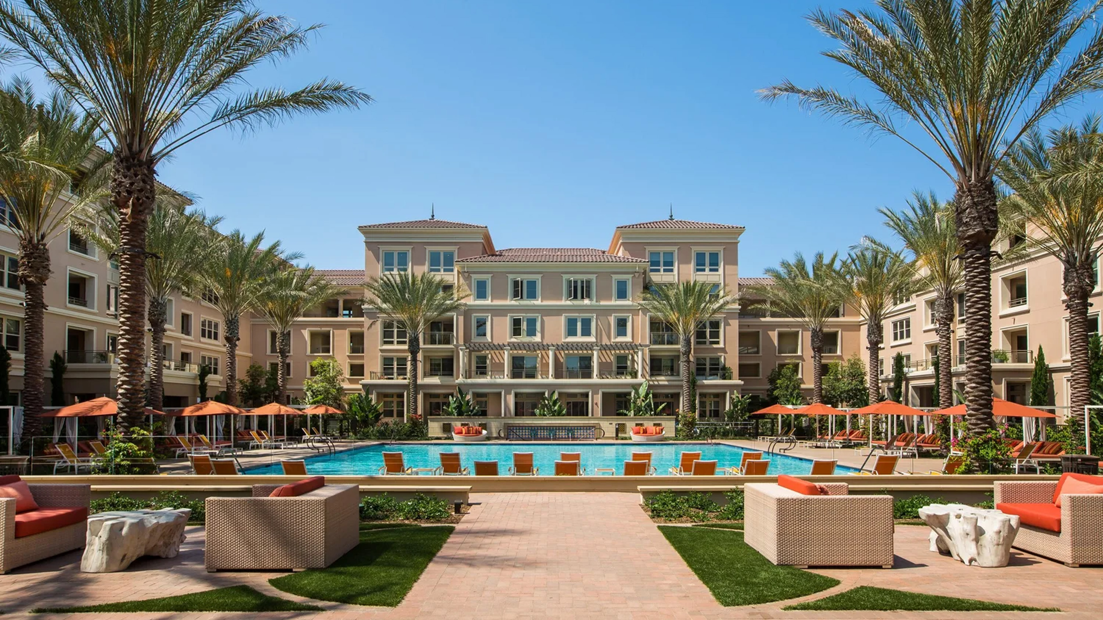 Villas Fashion Island